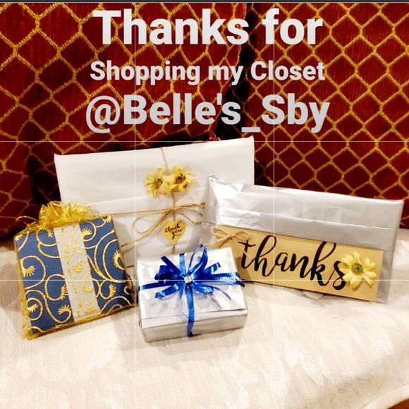 Accessories - NEW Cozy Warm Soft  Reversible  Poncho Wrap